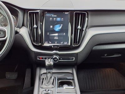 2018 Volvo XC60 T5 Momentum