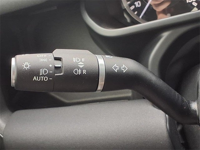 2023 Land Rover Defender 110 X-Dynamic SE