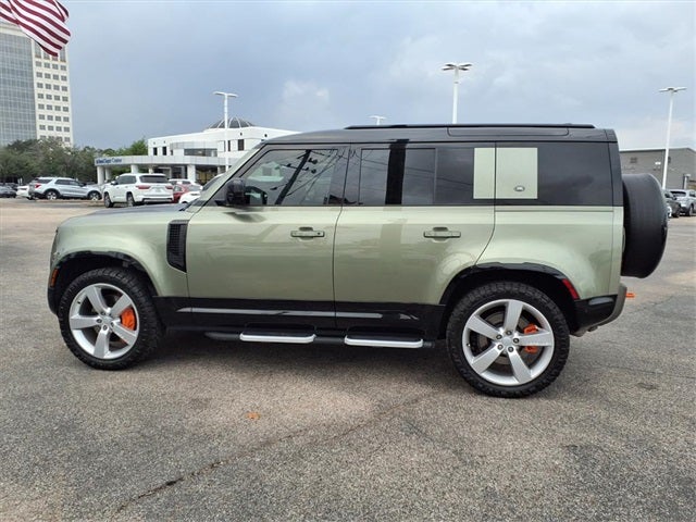 2023 Land Rover Defender 110 X-Dynamic SE