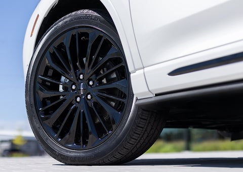 The stylish blacked-out 20-inch wheels from the available Jet Appearance Package are shown. | West Point Lincoln in Houston TX