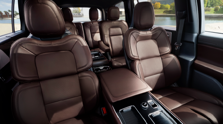 The cabin of the 2025 Lincoln Aviator® SUV is shown with black and brown accents. | West Point Lincoln in Houston TX