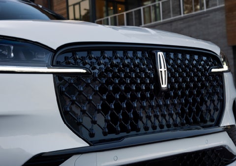 The front grille of a 2026 Lincoln Aviator® SUV is shown. | West Point Lincoln in Houston TX