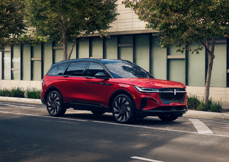 2026 Lincoln Nautilus® SUV with the available Jet Appearance Package and Hybrid transmission. | West Point Lincoln in Houston TX